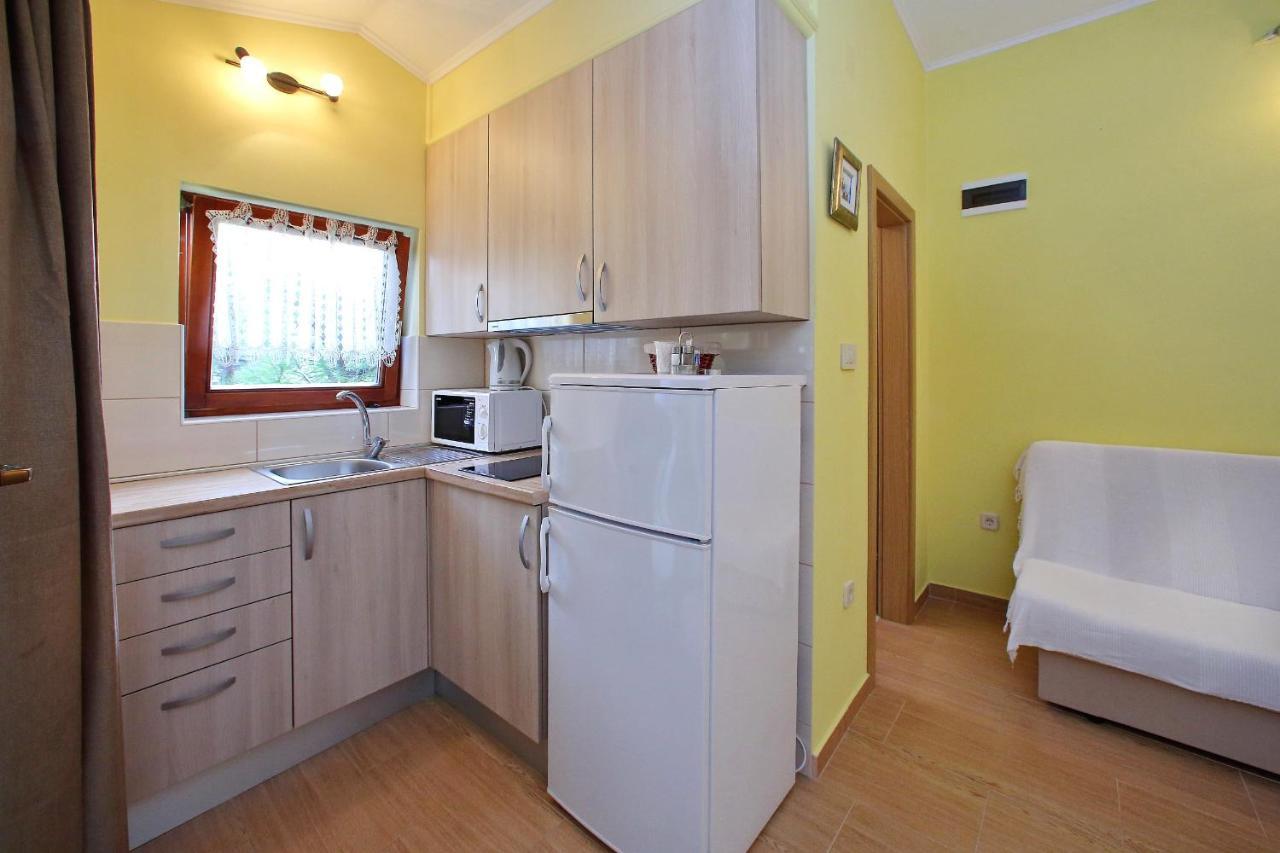 Apartmani Gordana Бибине Екстериор снимка