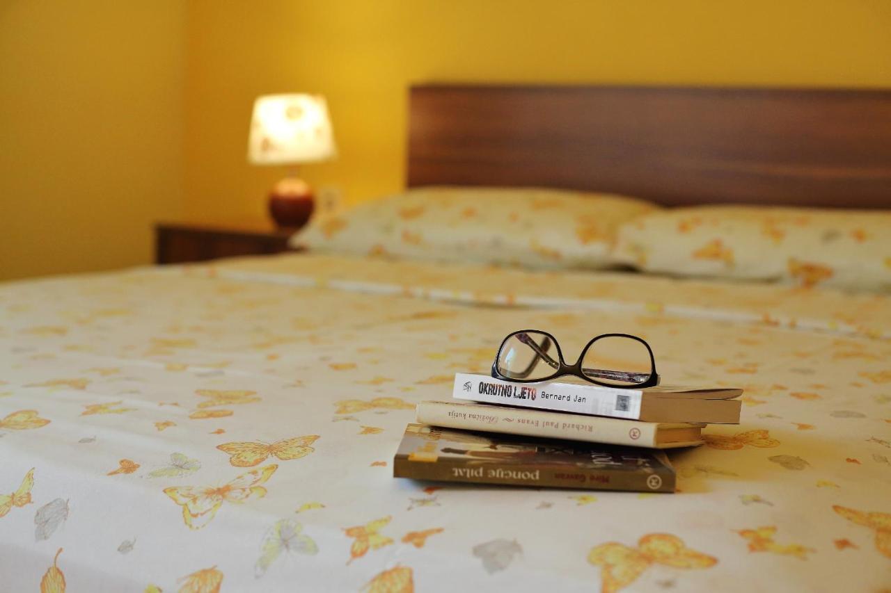 Apartmani Gordana Бибине Екстериор снимка